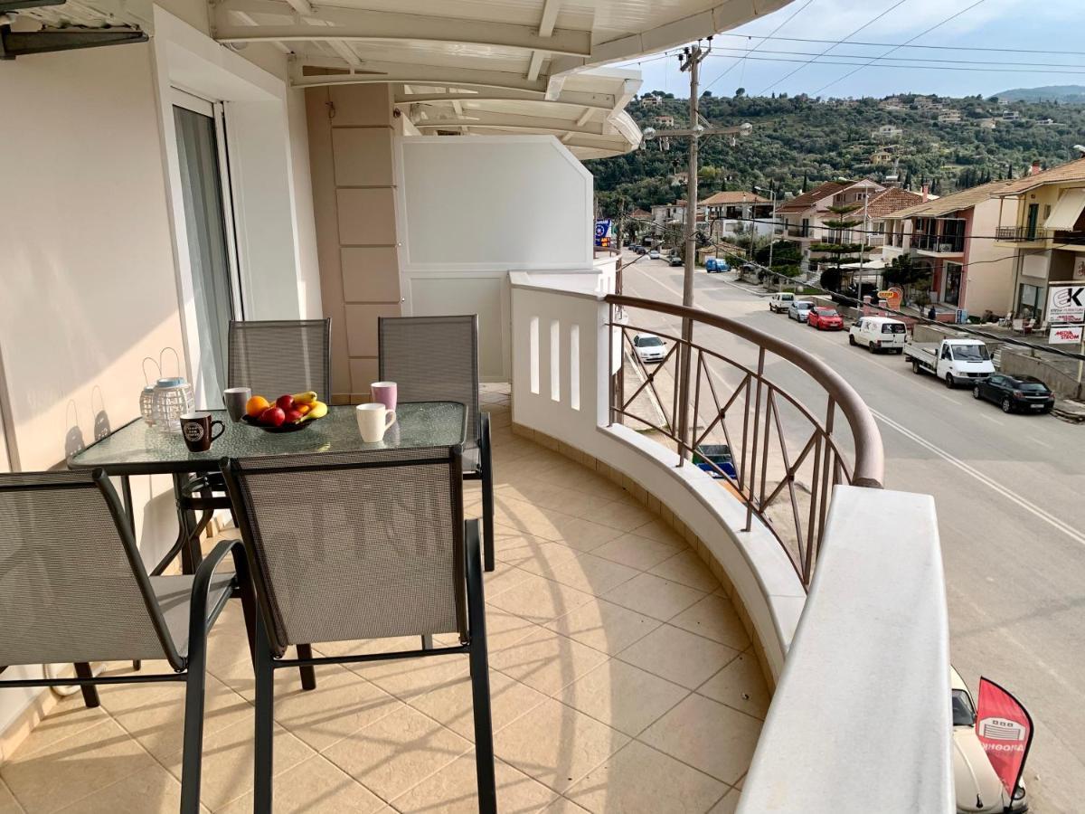 Rosa'S Apartments Lefkada City Bagian luar foto