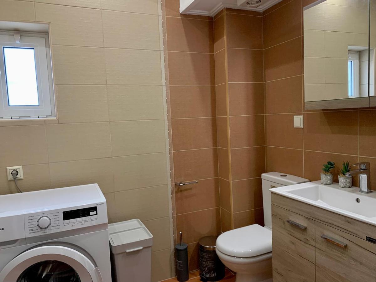 Rosa'S Apartments Lefkada City Bagian luar foto